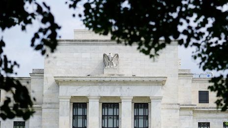 US inflation easing, job market similar to pre-pandemic conditions -Fed report