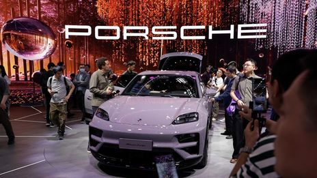 Porsche stops production of some combustion models early